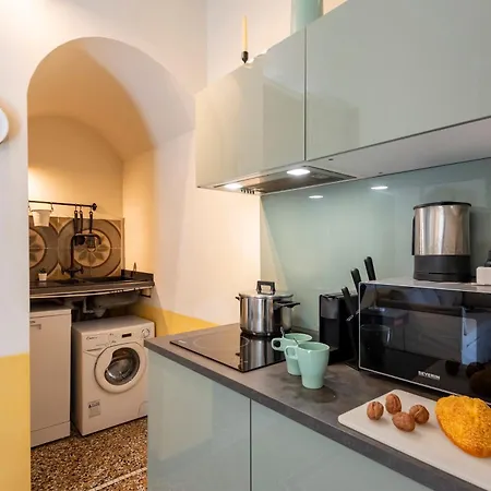 Appartamento Precious Historic Center - Happy