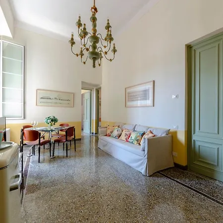 Apartment Precious Historic Center - Happy Genoa